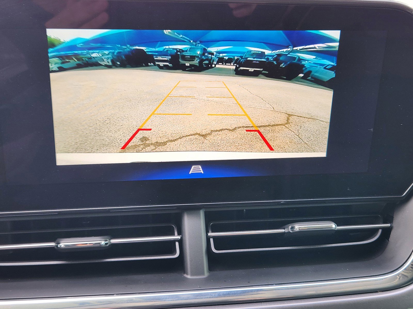 Used 2025 Chevrolet Trax ACTIV w/ Sunroof Package FWD image 8