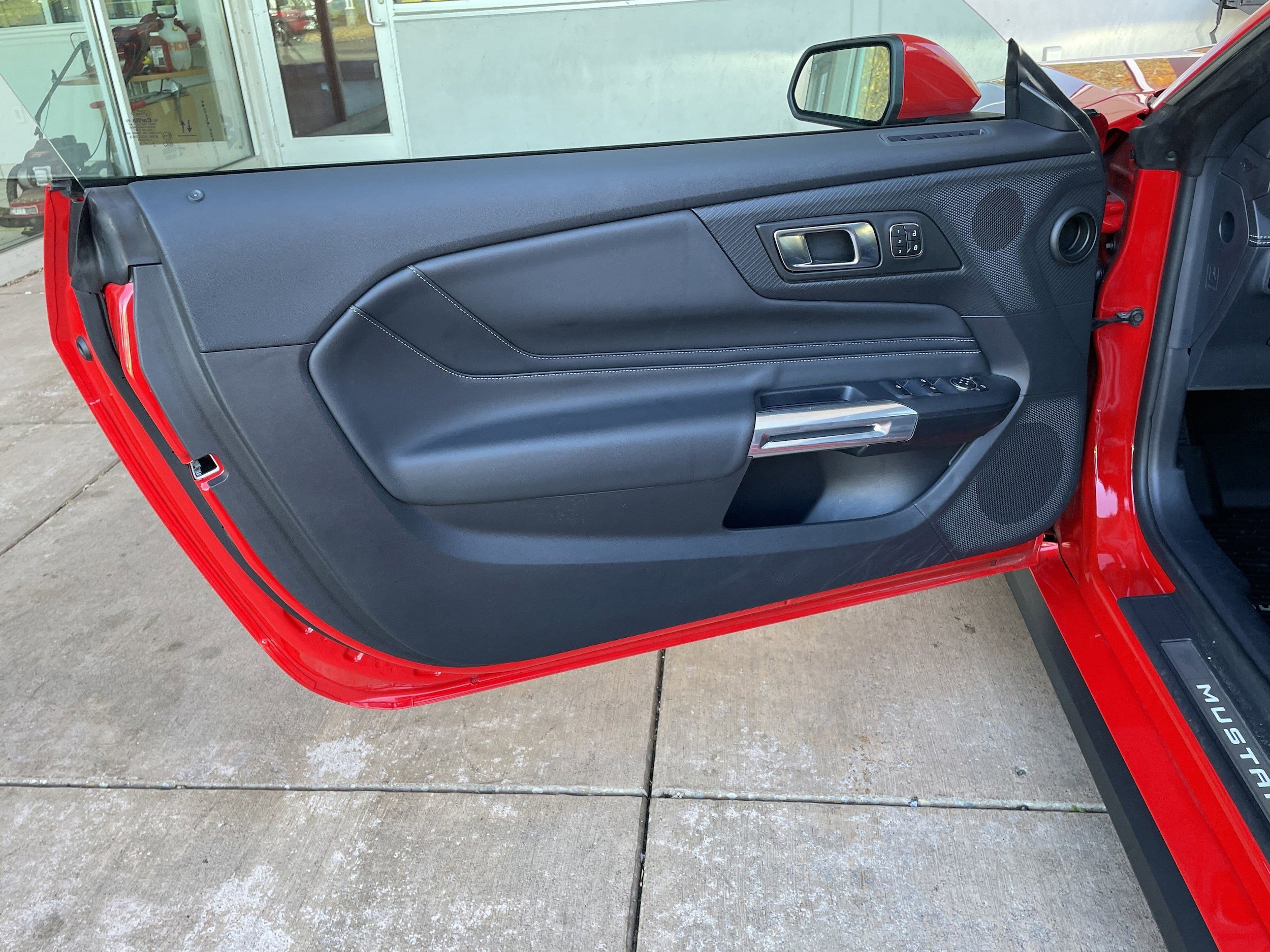 Used 2024 Ford Mustang GT Premium image 16