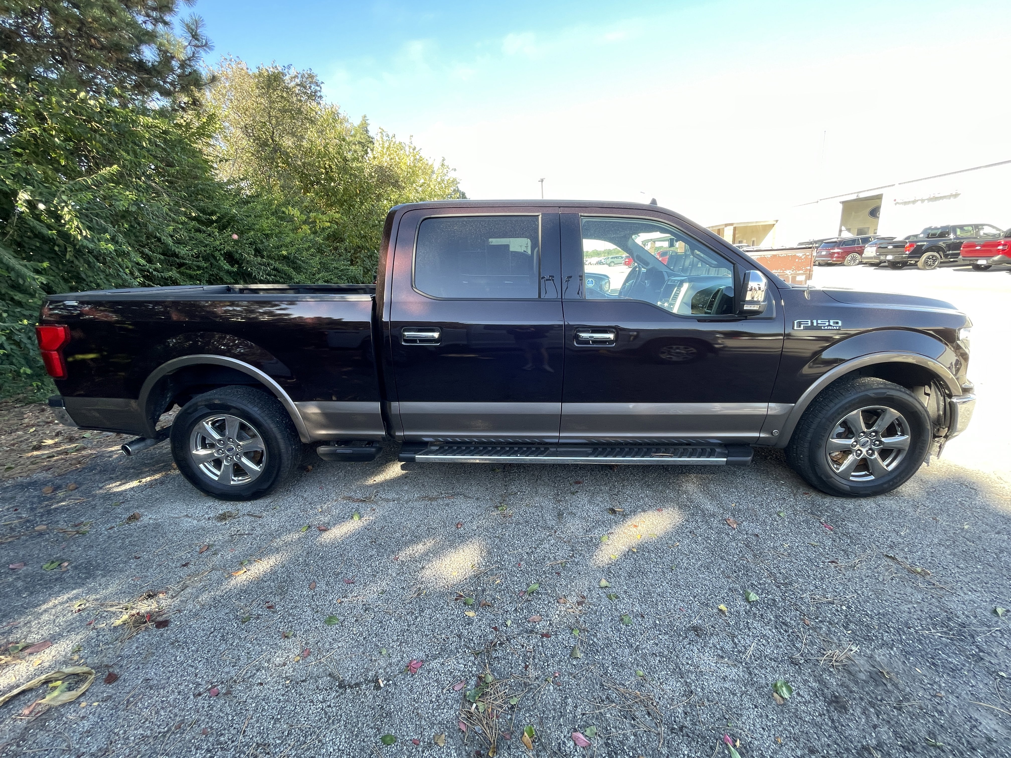 Used 2018 Ford F150 Lariat w/ Equipment Group 502A Luxury image 6