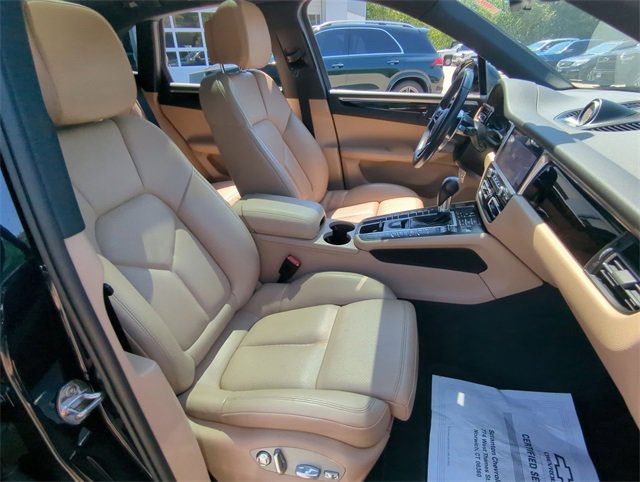 Used 2021 Porsche Macan image 28
