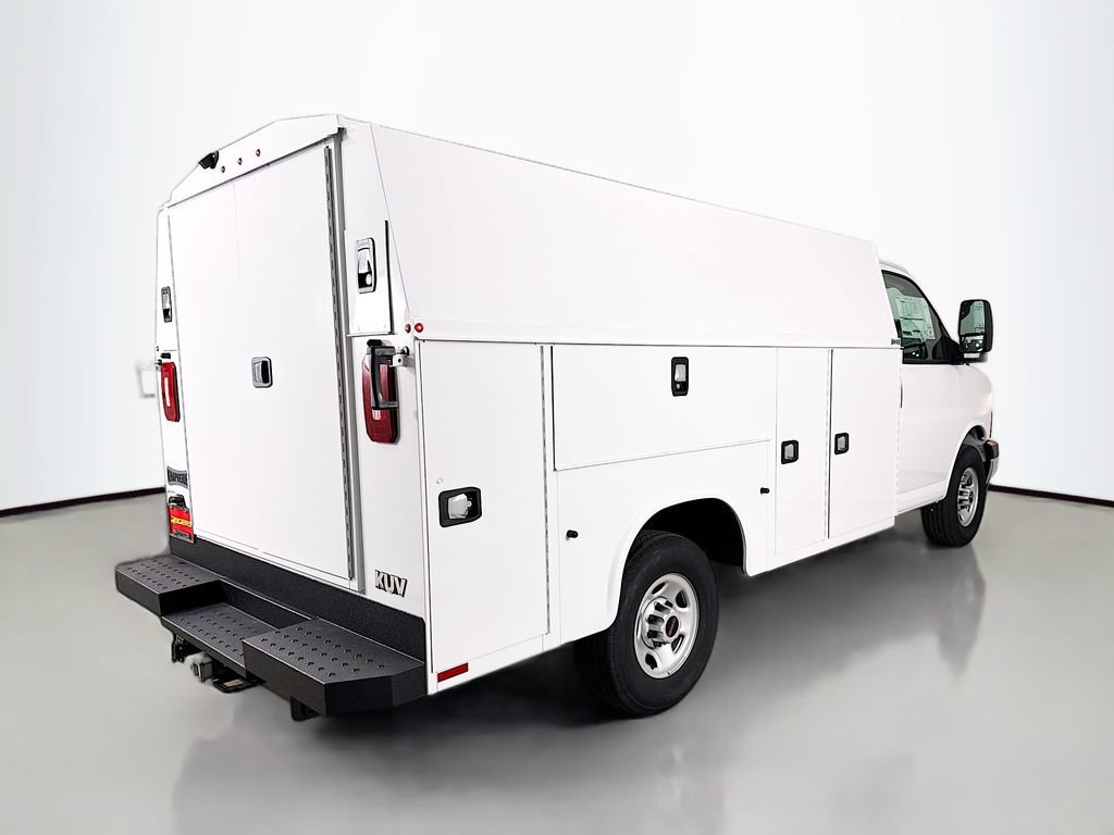 New 2025 GMC Savana 3500 w/ Power Convenience Package RWD image 8