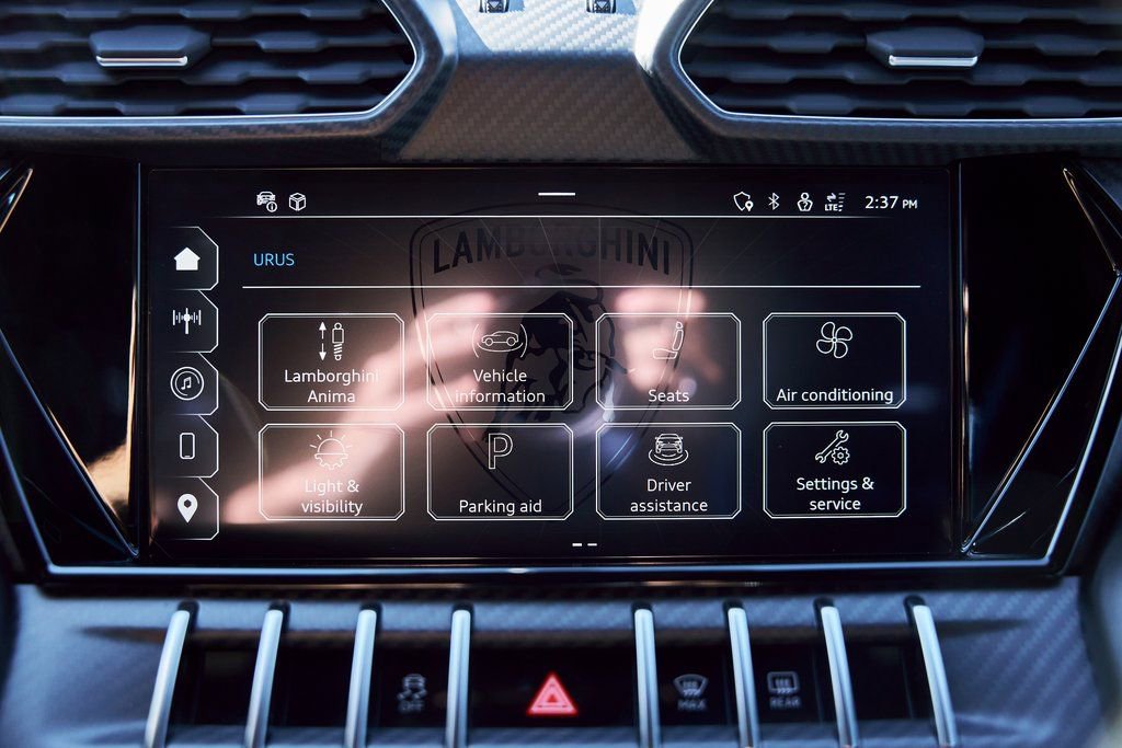 Used 2024 Lamborghini Urus Performante image 89