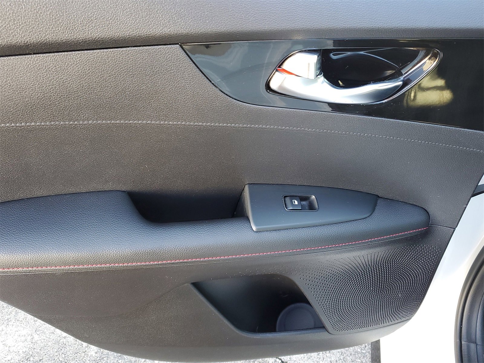 Used 2021 Kia Forte GT w/ GT2 Package image 13