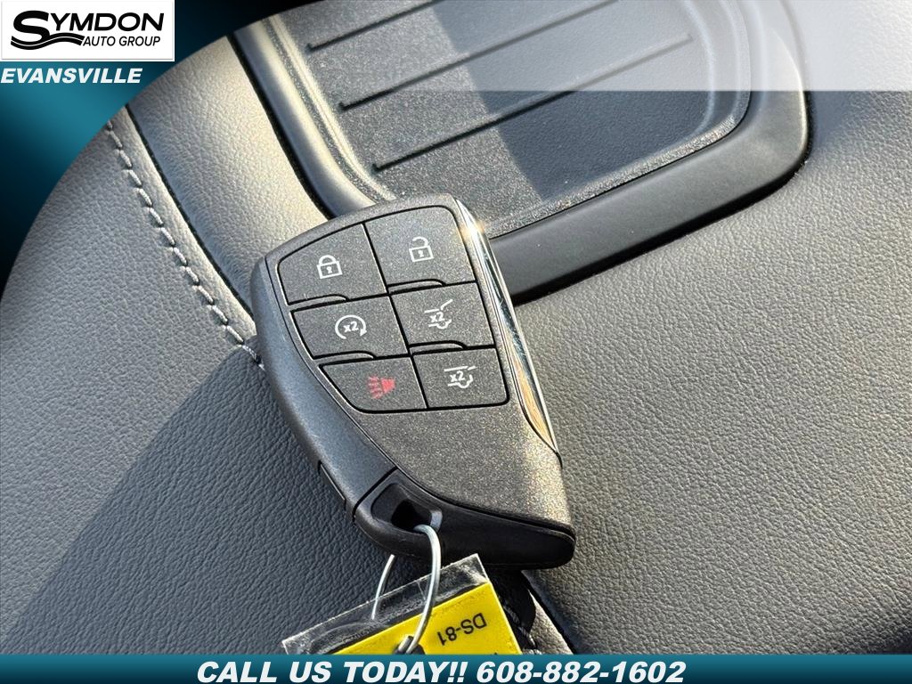 Used 2024 Chevrolet Tahoe LT w/ Luxury Package image 19