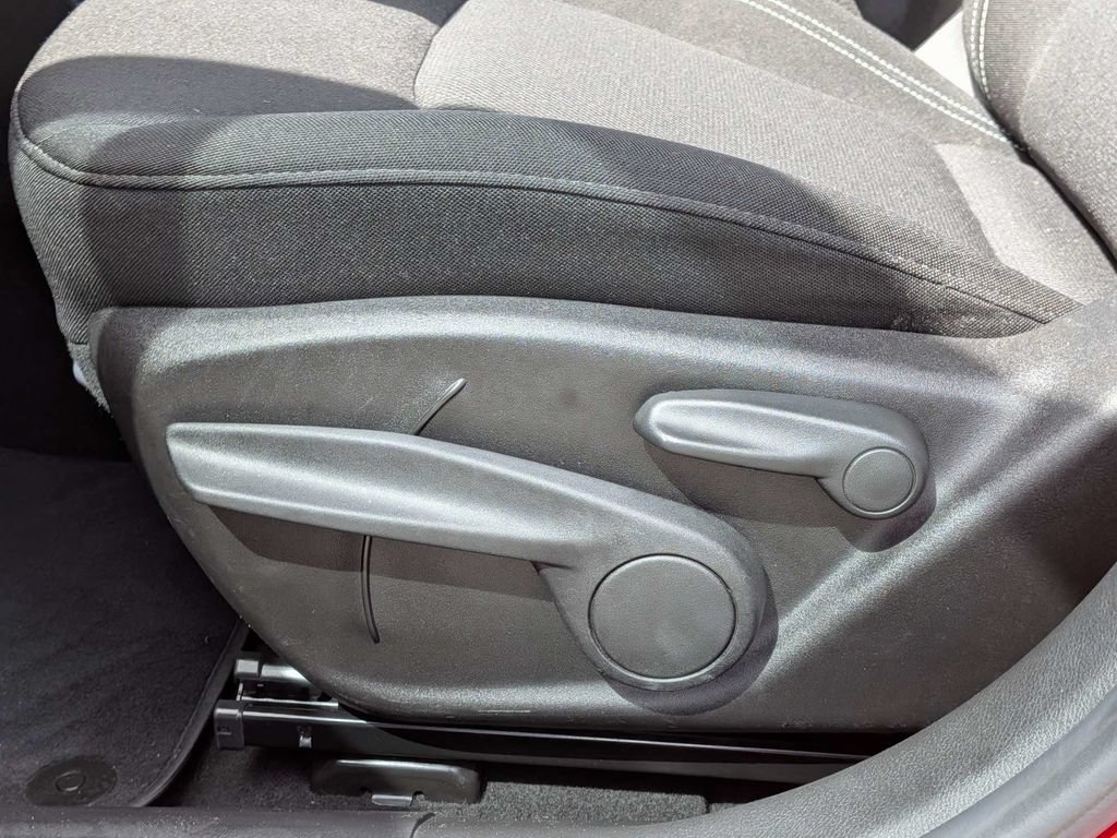 Used 2021 Jeep Renegade Sport FWD image 18