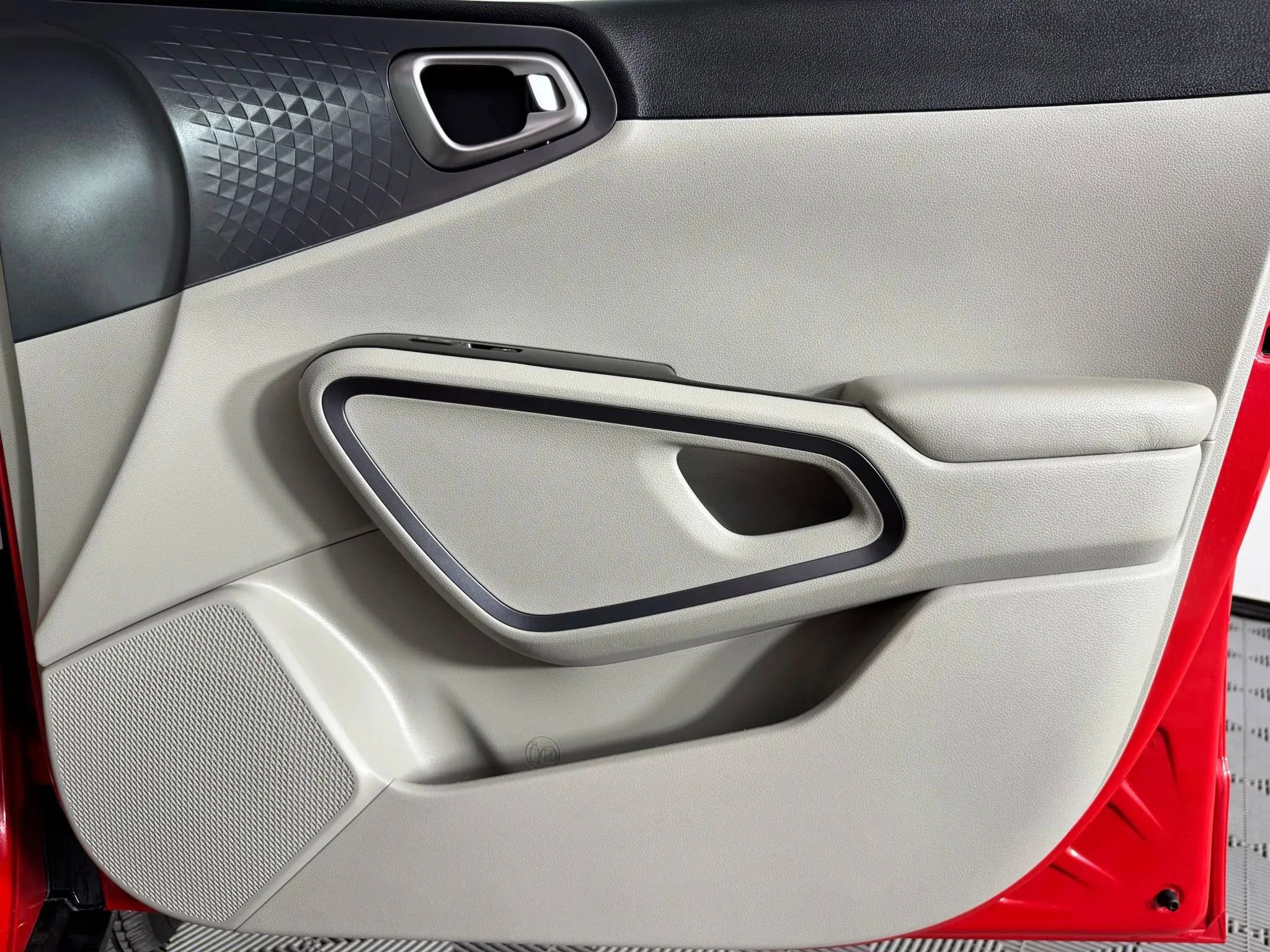 Used 2020 Kia Soul S FWD image 38