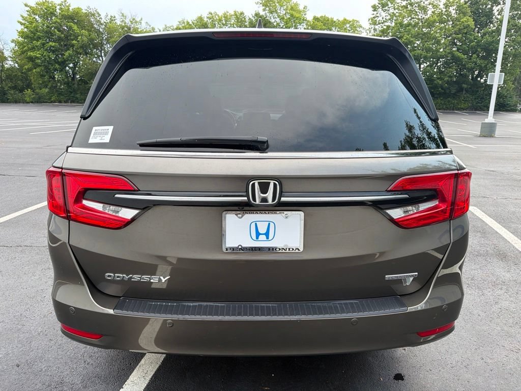 Certified 2022 Honda Odyssey Touring image 4