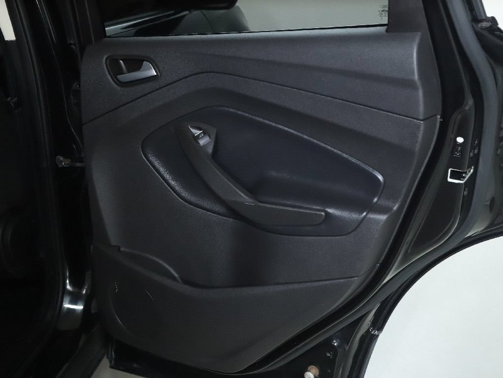 Used 2019 Ford Escape SE FWD image 30