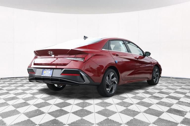 New 2024 Hyundai Elantra SEL w/ Convenience Package image 40