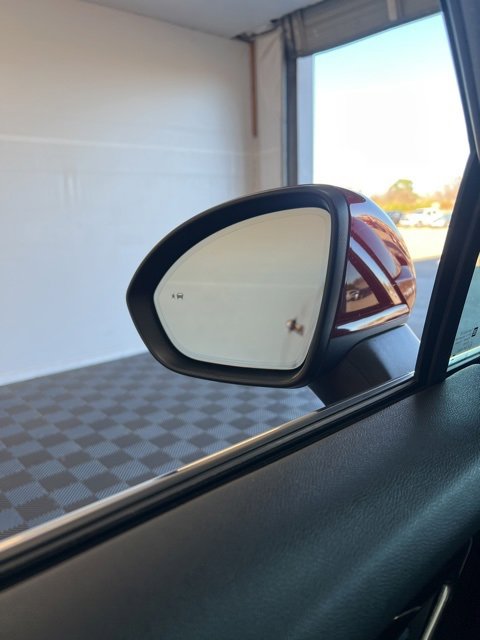 Used 2024 Buick Envision Preferred image 38