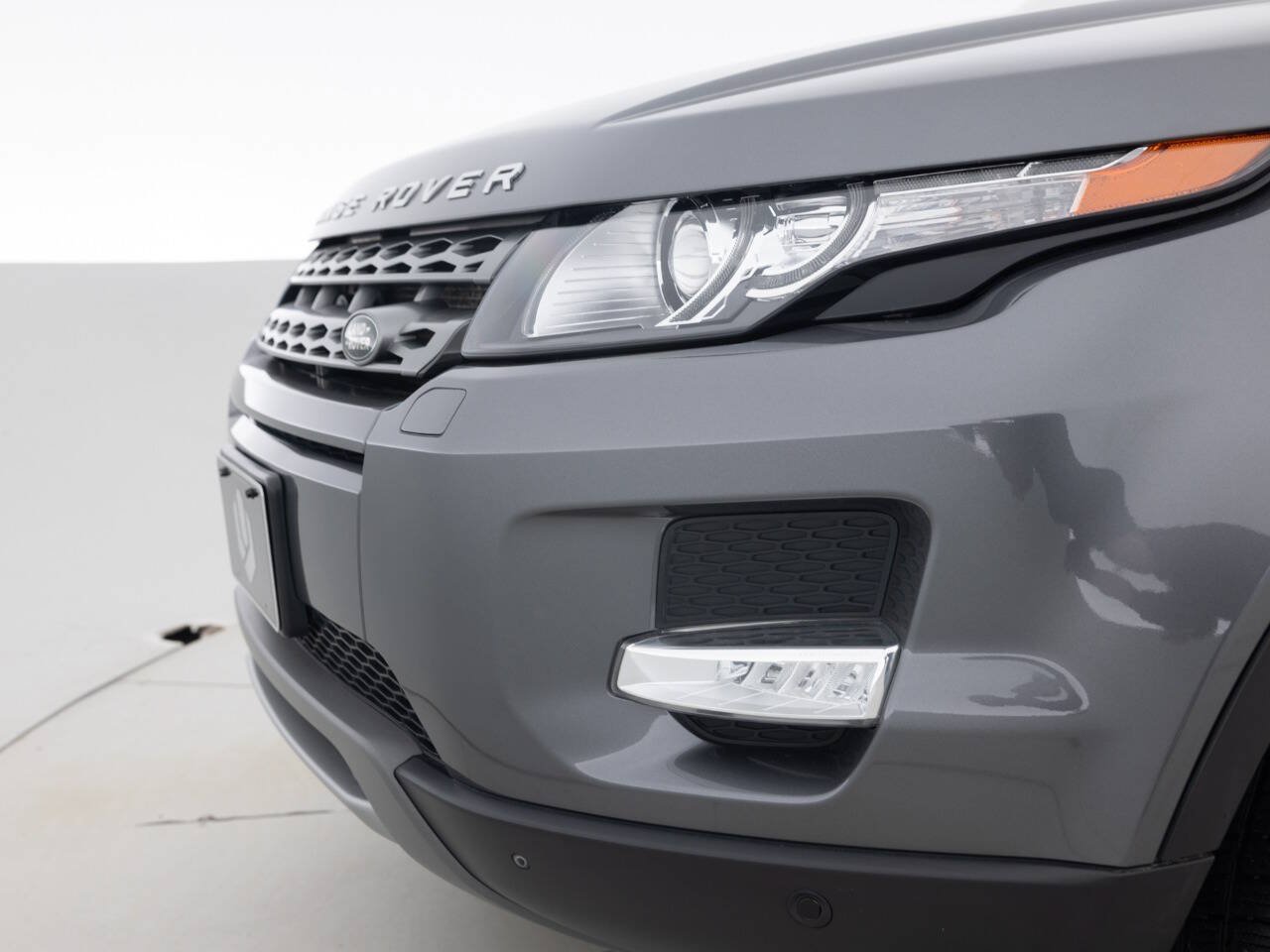 Used 2015 Land Rover Range Rover Evoque Pure Premium AWD/4WD image 15