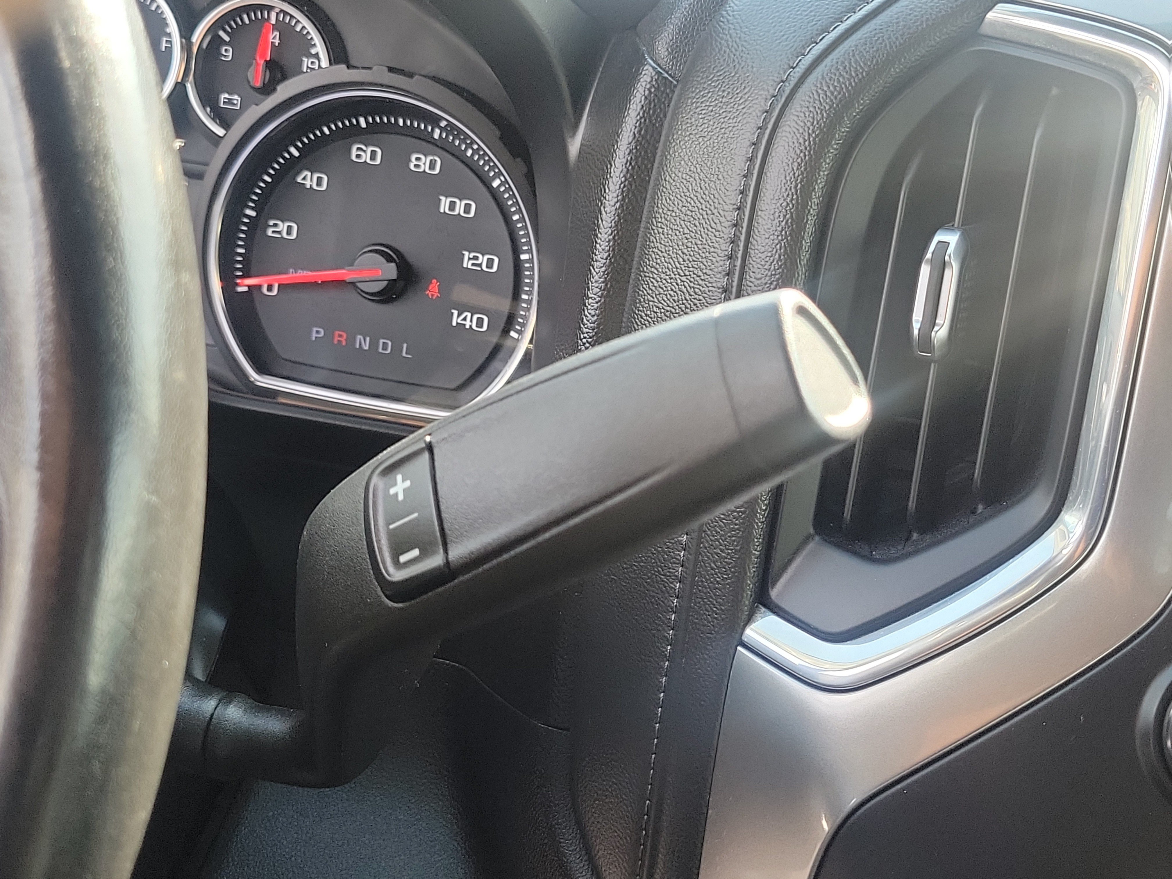 Used 2019 Chevrolet Silverado 1500 LT w/ All-Star Edition AWD/4WD image 31