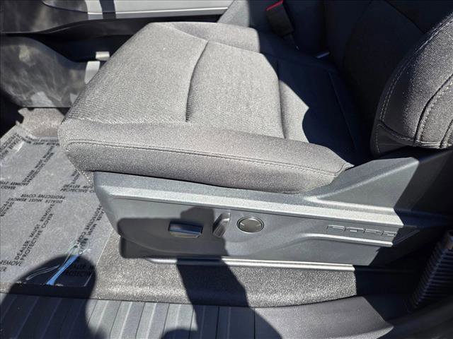 New 2026 Ford F150 XLT w/ Equipment Group 302A MID AWD/4WD image 4