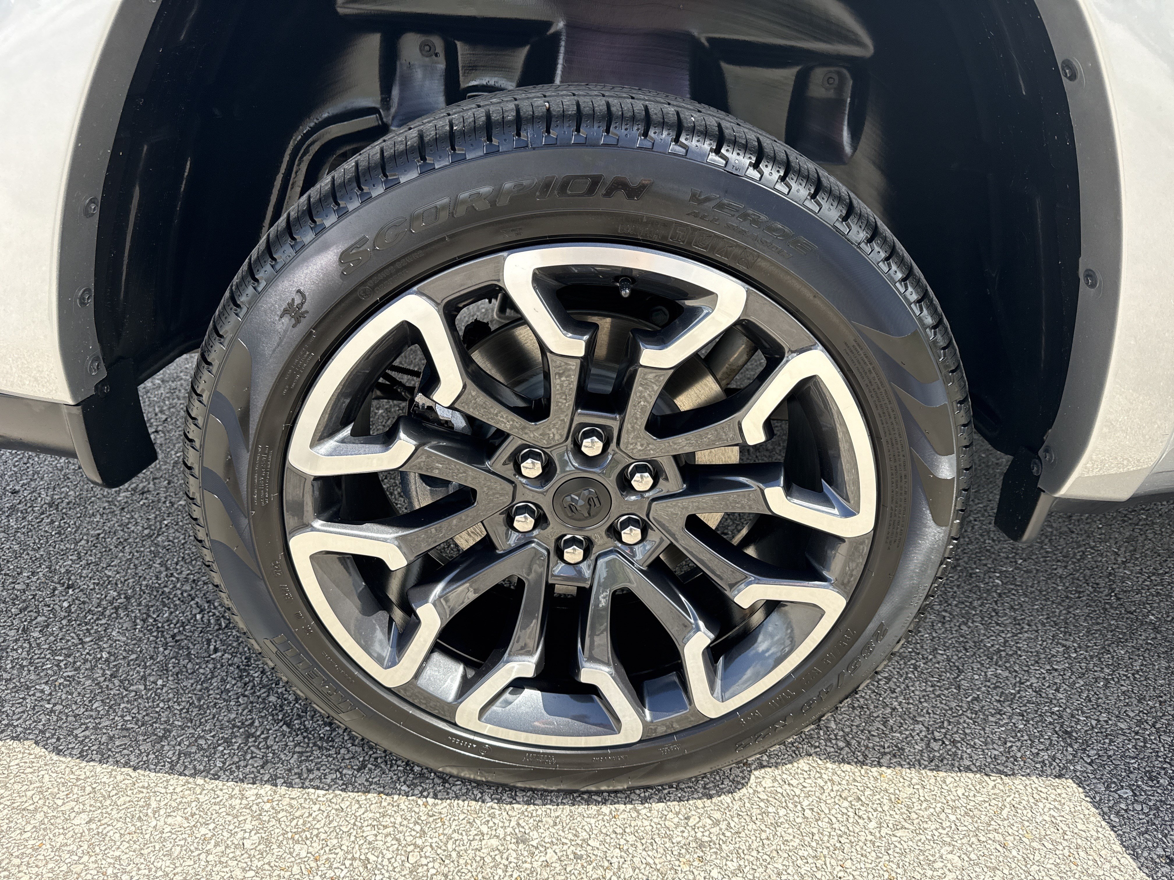 Used 2026 RAM 1500 Limited AWD/4WD image 17