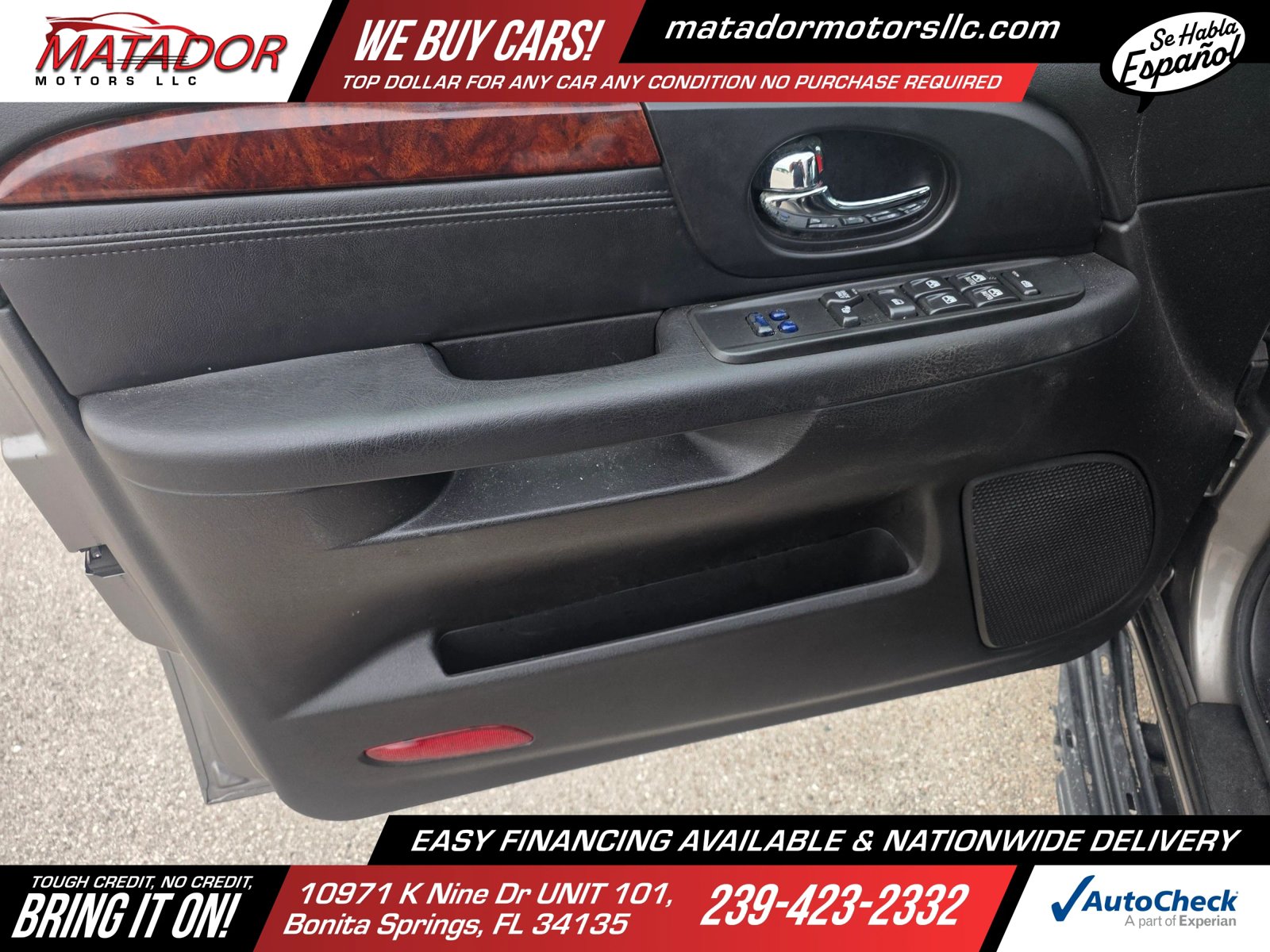 Used 2005 GMC Envoy XL SLT AWD/4WD image 9
