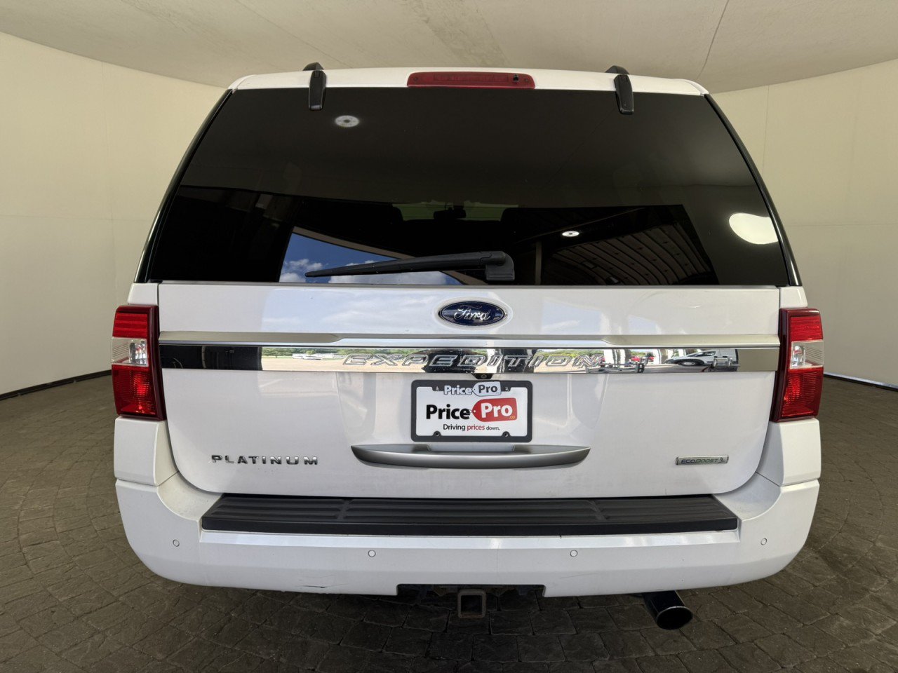 Used 2016 Ford Expedition EL Platinum AWD/4WD image 6