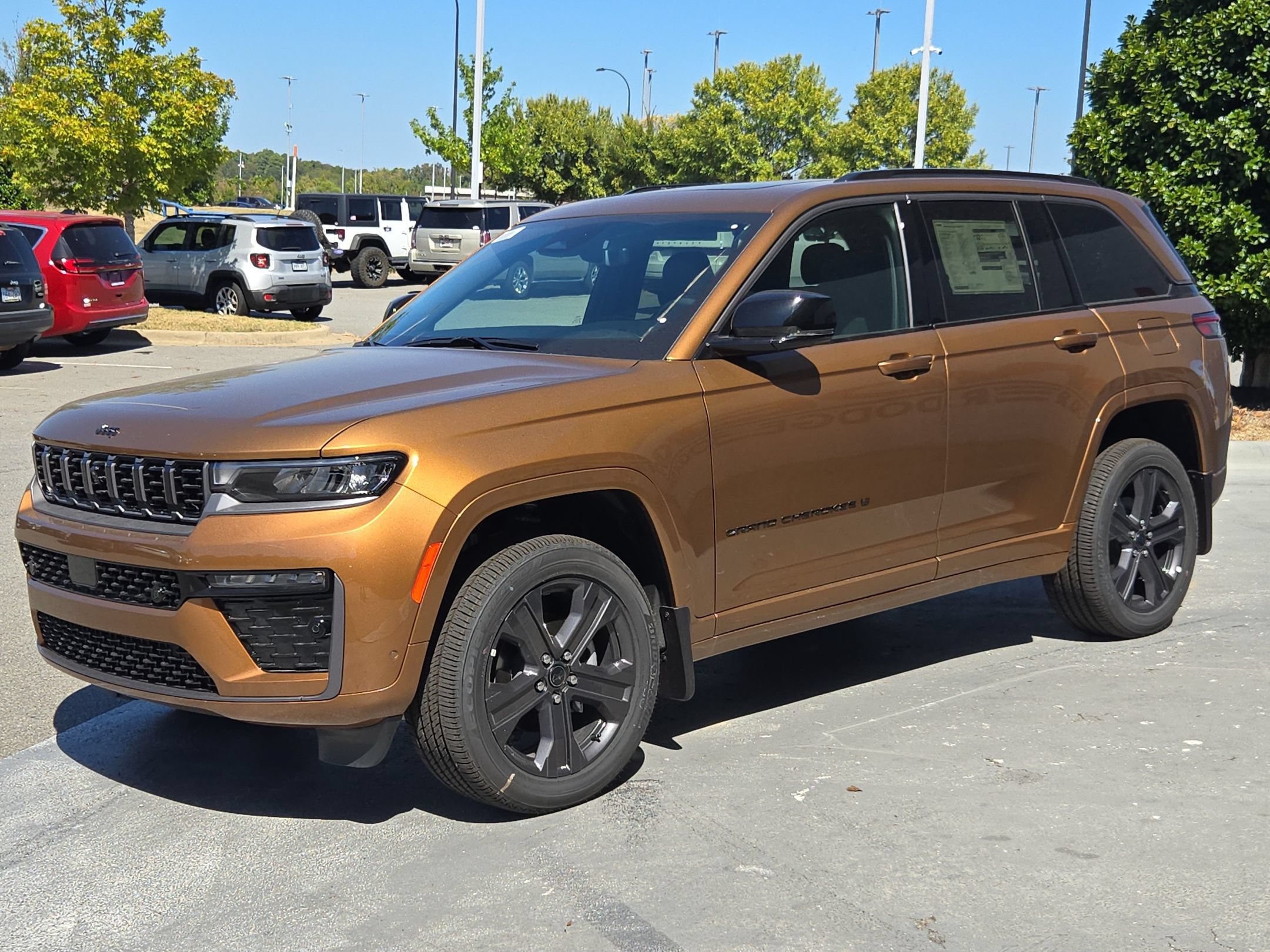 New 2027 Jeep Grand Cherokee Limited AWD/4WD image 3