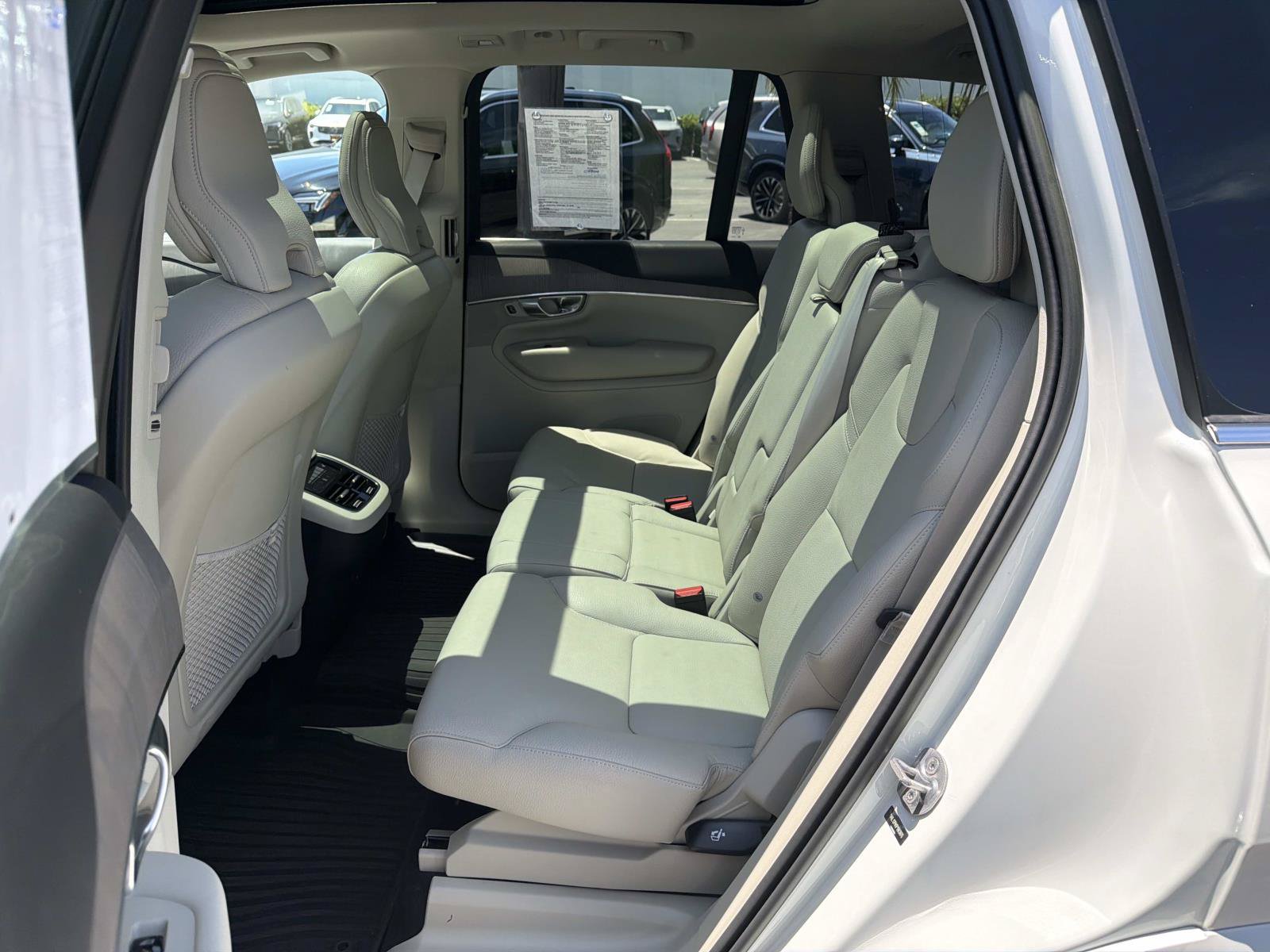 Certified 2023 Volvo XC90 B5 Plus w/ Protection Package Premier AWD/4WD image 21