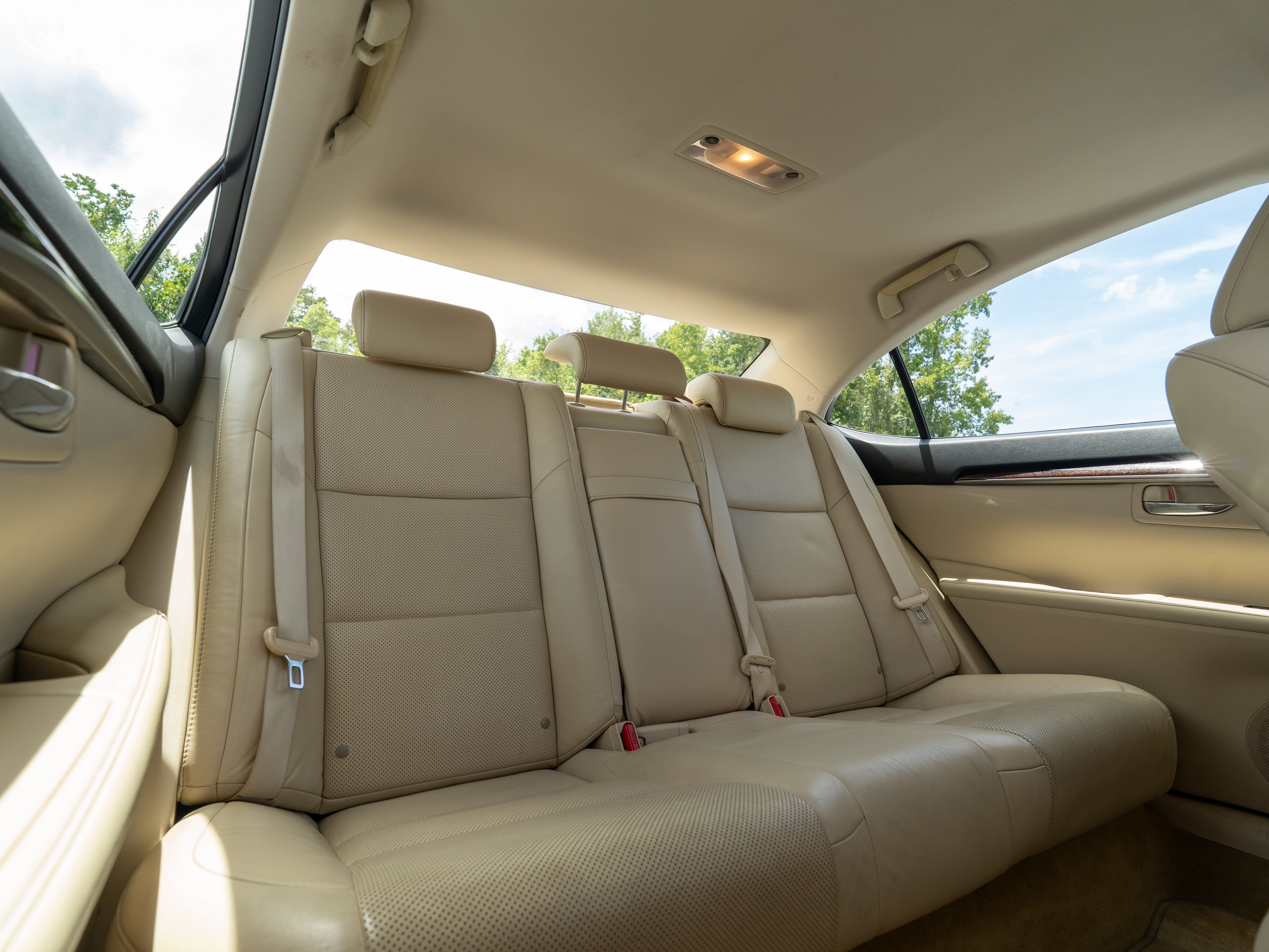 Used 2013 Lexus ES 350 w/ Luxury Pkg FWD image 13