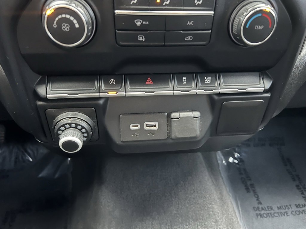 Used 2020 Chevrolet Silverado 1500 LT image 33