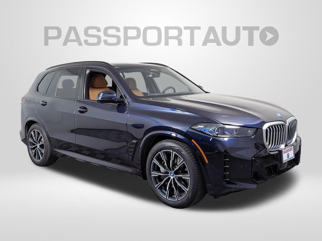 Used 2025 BMW X5 xDrive50e w/ M Sport Package AWD/4WD image 9