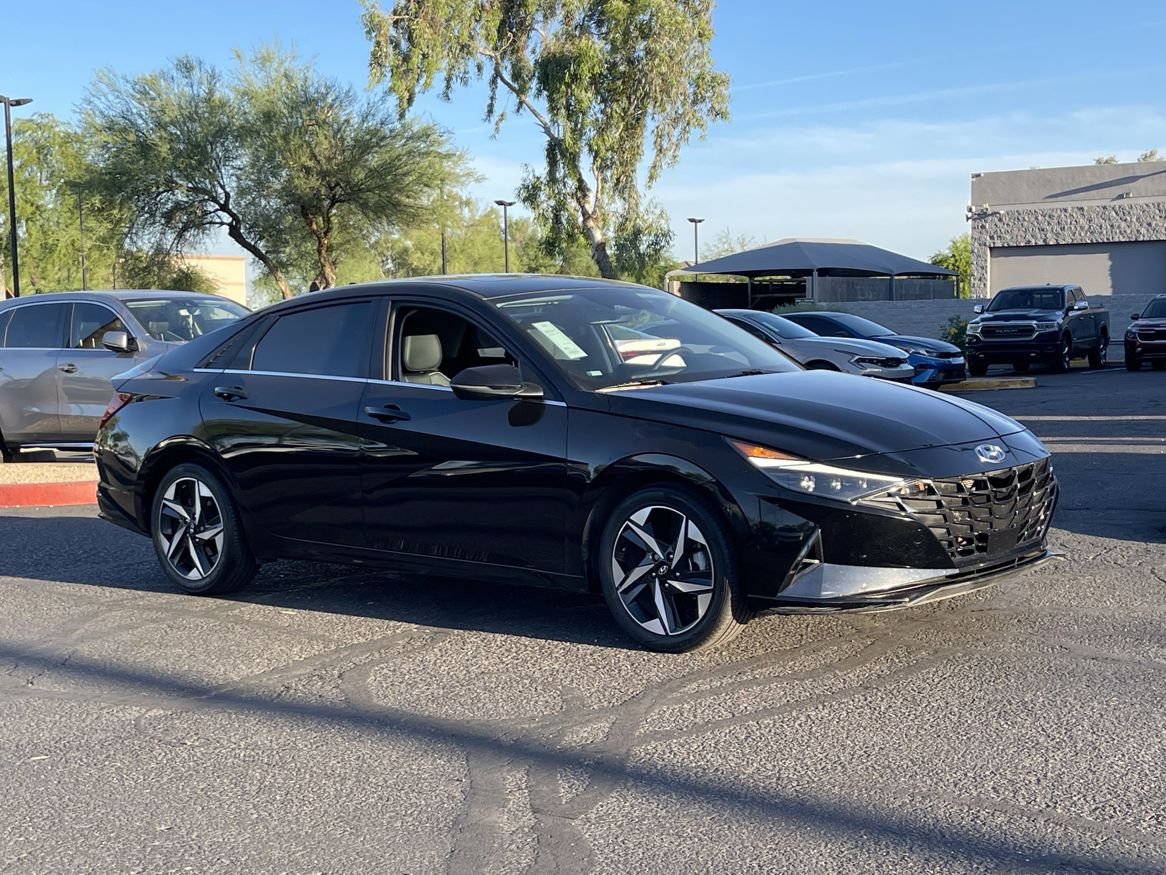 Used 2023 Hyundai Elantra Limited FWD image 35