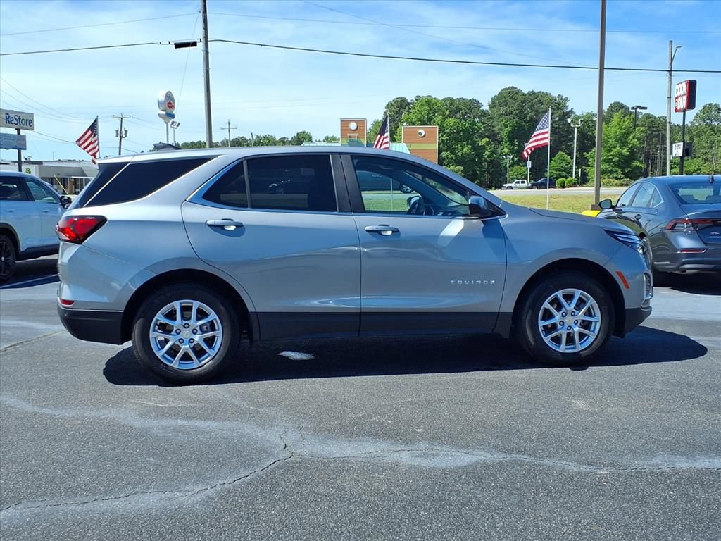 Used 2024 Chevrolet Equinox LT FWD image 21