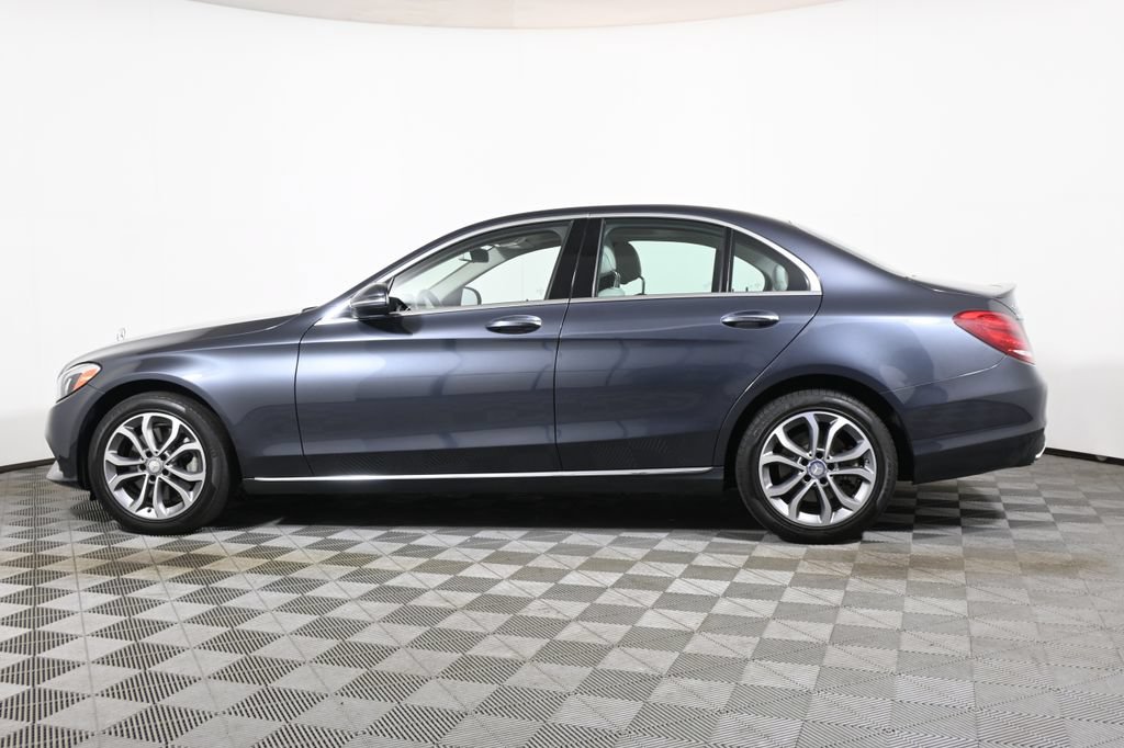 Used 2016 Mercedes-Benz C 300 4MATIC Sedan image 2