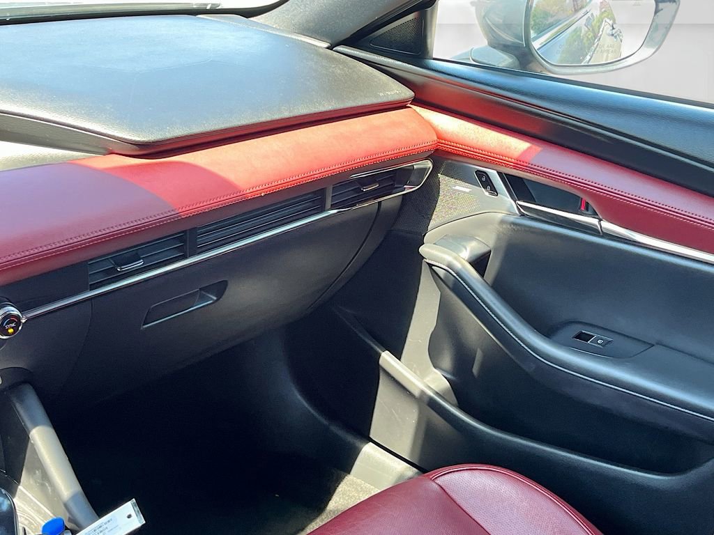 Used 2020 MAZDA MAZDA3 Premium image 25