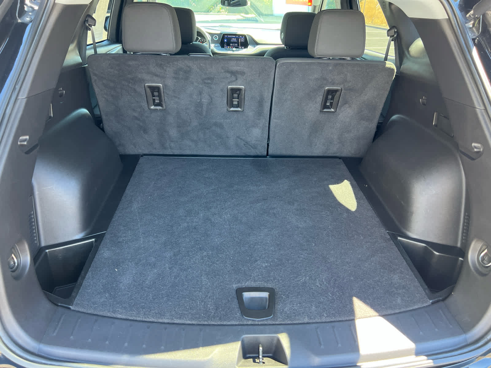 Used 2022 Chevrolet Blazer LT FWD image 10