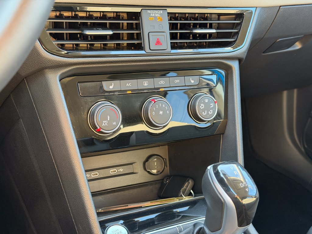 Certified 2023 Volkswagen Taos SE AWD/4WD image 19