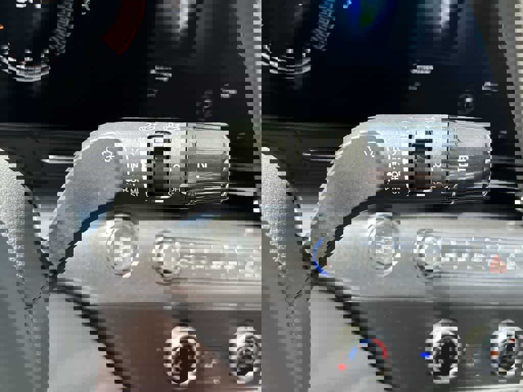 New 2025 Hyundai Kona SE image 25