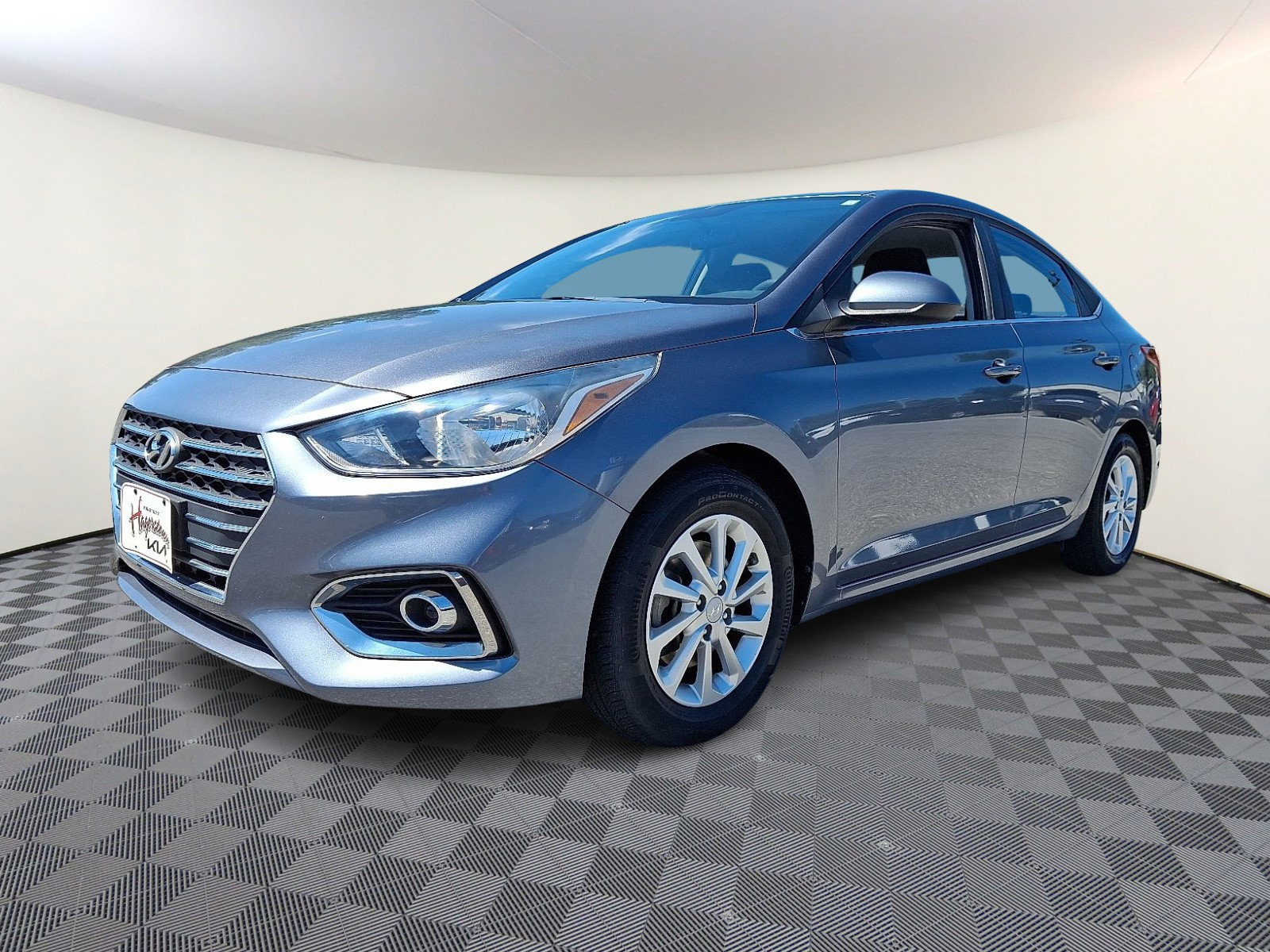 Used 2020 Hyundai Accent SEL FWD image 3