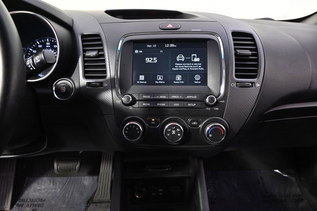 Used 2017 Kia Forte S w/ S Technology Package image 27