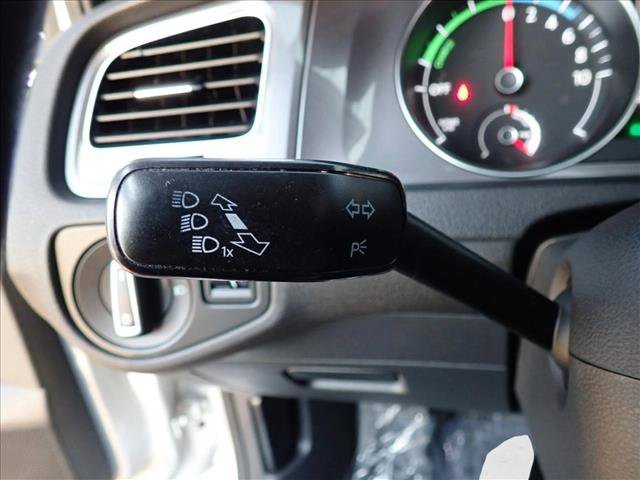 Used 2015 Volkswagen e-Golf Limited Edition image 15