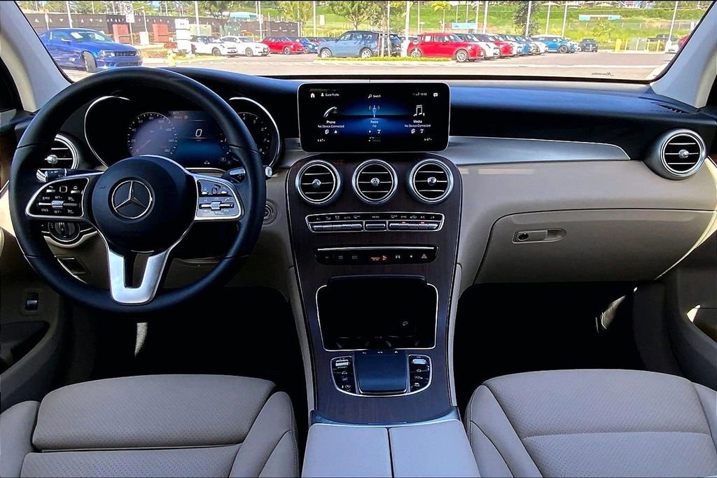 Used 2023 Mercedes-Benz GLC 300 4MATIC Coupe image 15