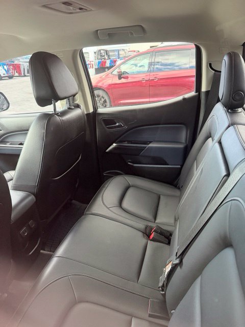 Used 2019 Chevrolet Colorado Z71 AWD/4WD image 10