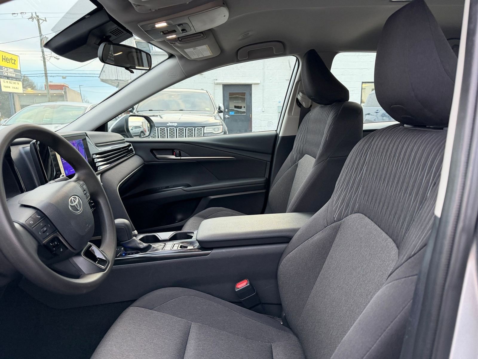 Used 2025 Toyota Camry LE image 25