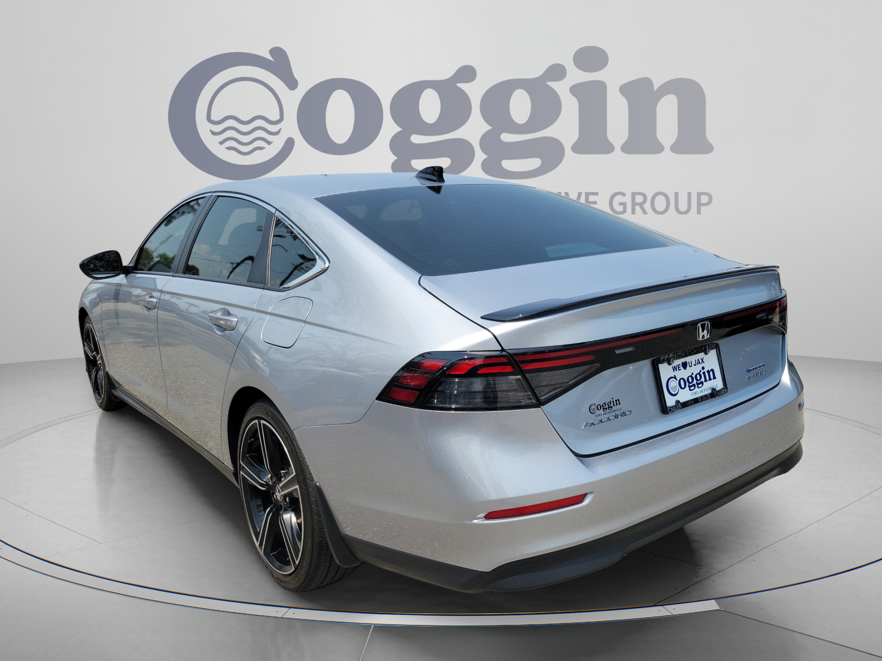Used 2025 Honda Accord Sport image 2
