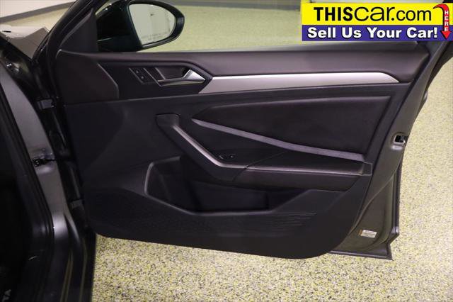 Used 2024 Volkswagen Jetta Sport image 26