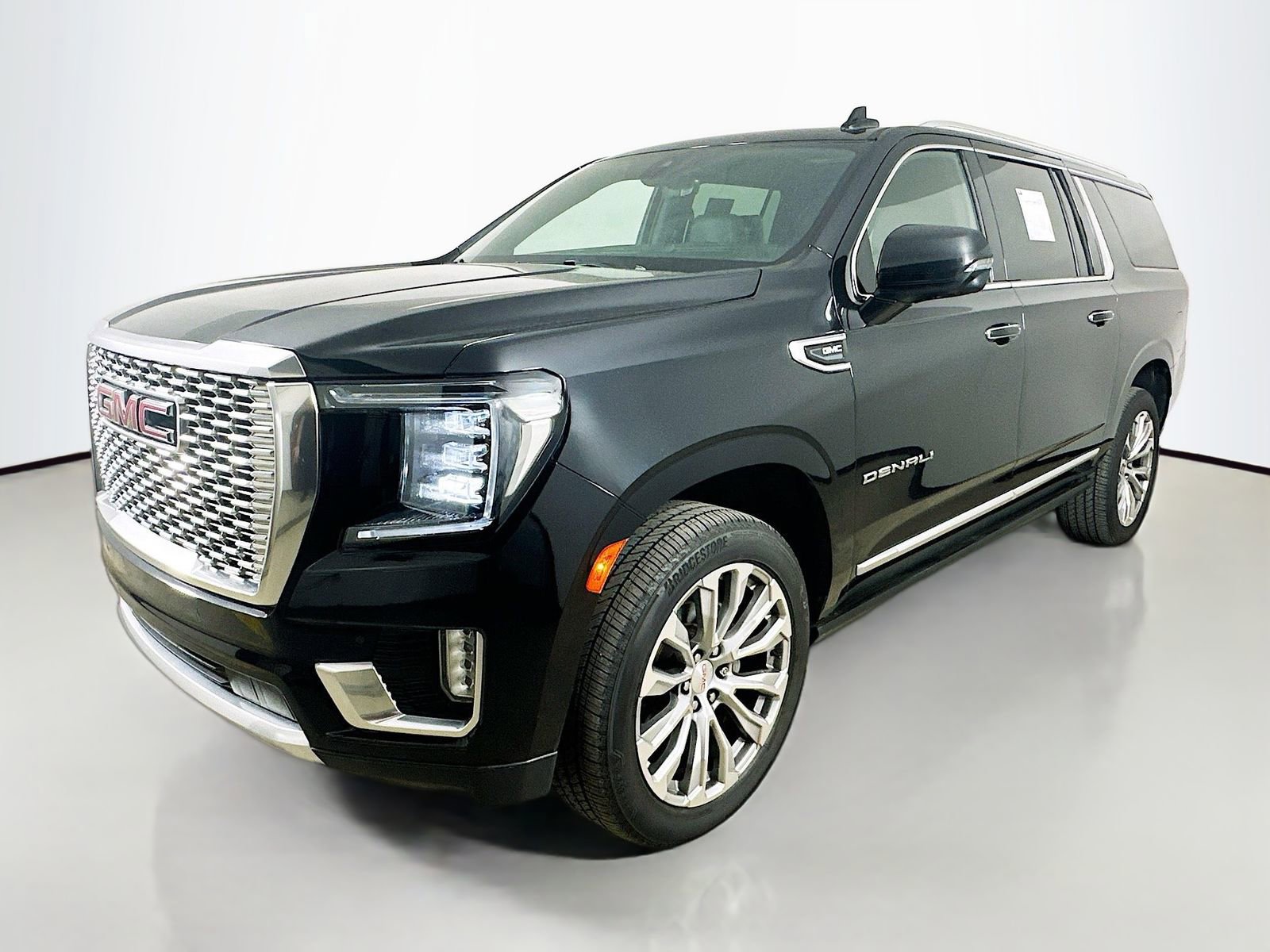 Used 2021 GMC Yukon XL Denali w/ Denali Premium Package