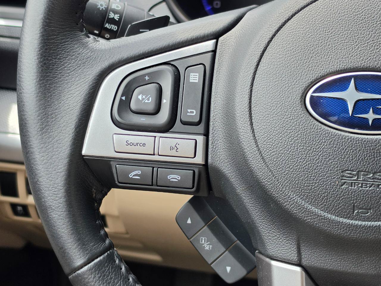 Used 2017 Subaru Outback 2.5i Premium AWD/4WD image 18