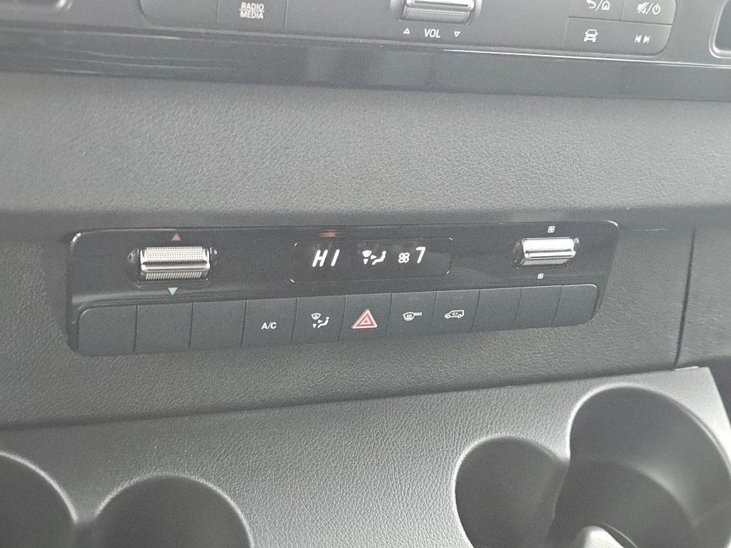 New 2025 Mercedes-Benz Sprinter 2500 image 26