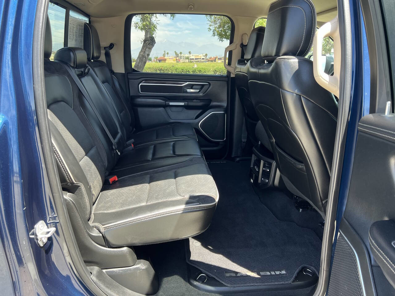 Used 2019 RAM 1500 Laramie image 16