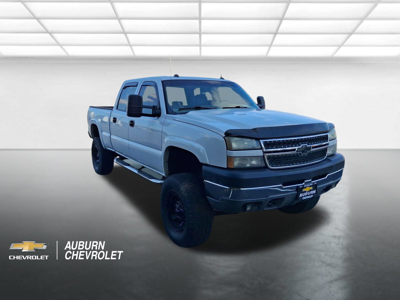 Used 2005 Chevrolet Silverado 2500 LT w/ Heavy-Duty Power Package