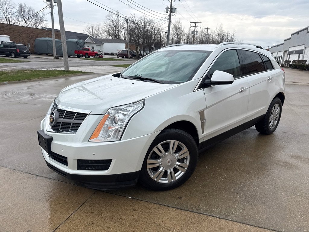 Used 2011 Cadillac SRX Luxury image 1