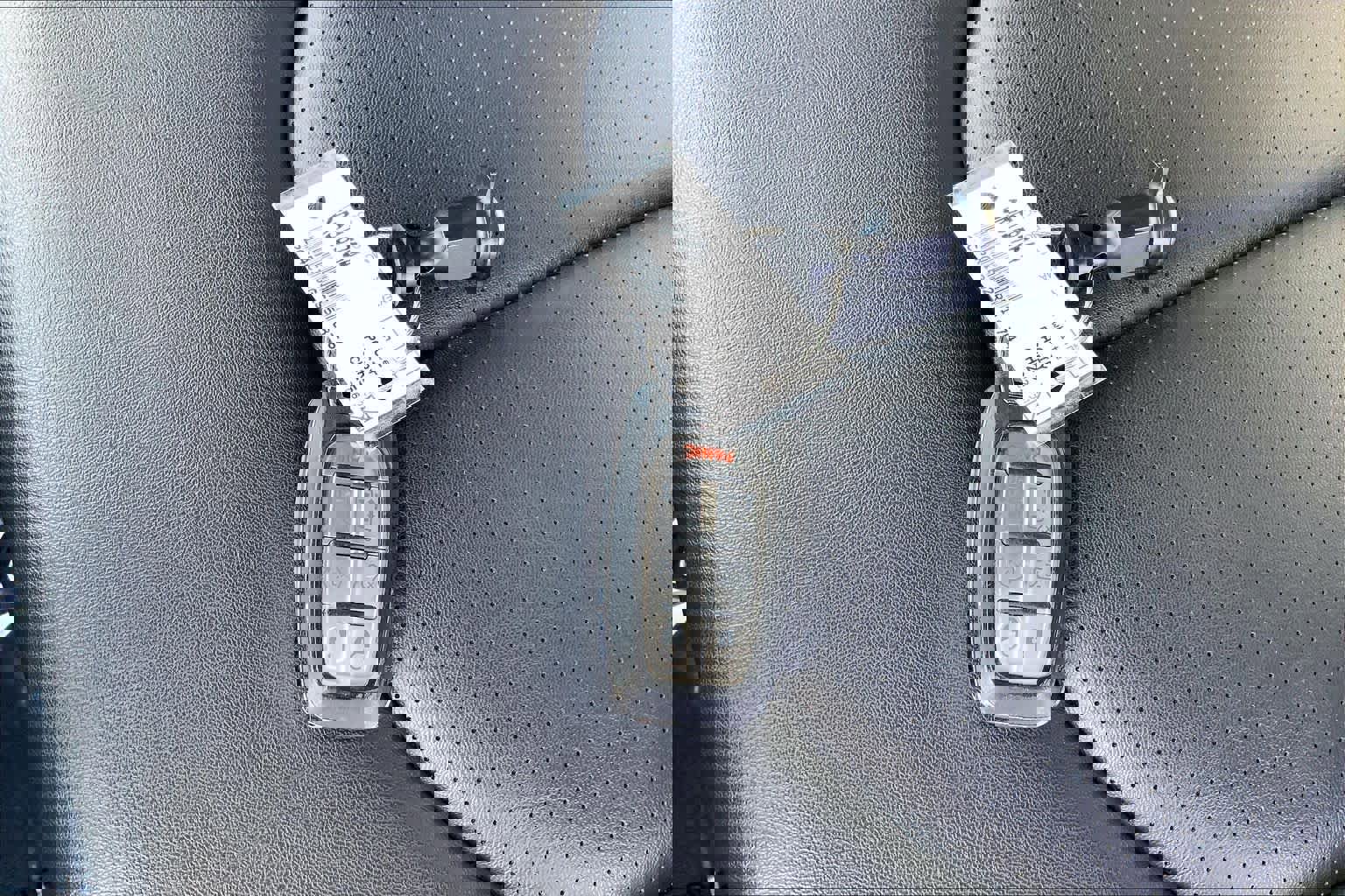 Used 2025 Chrysler Pacifica Select image 13