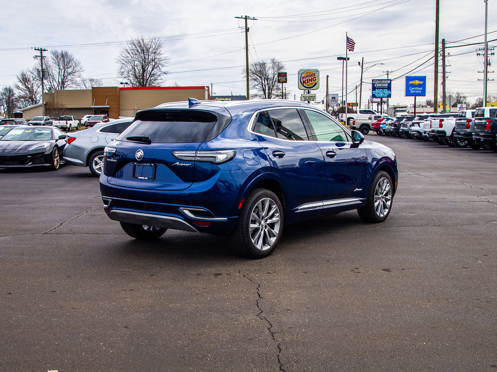 Used 2023 Buick Envision Avenir image 7