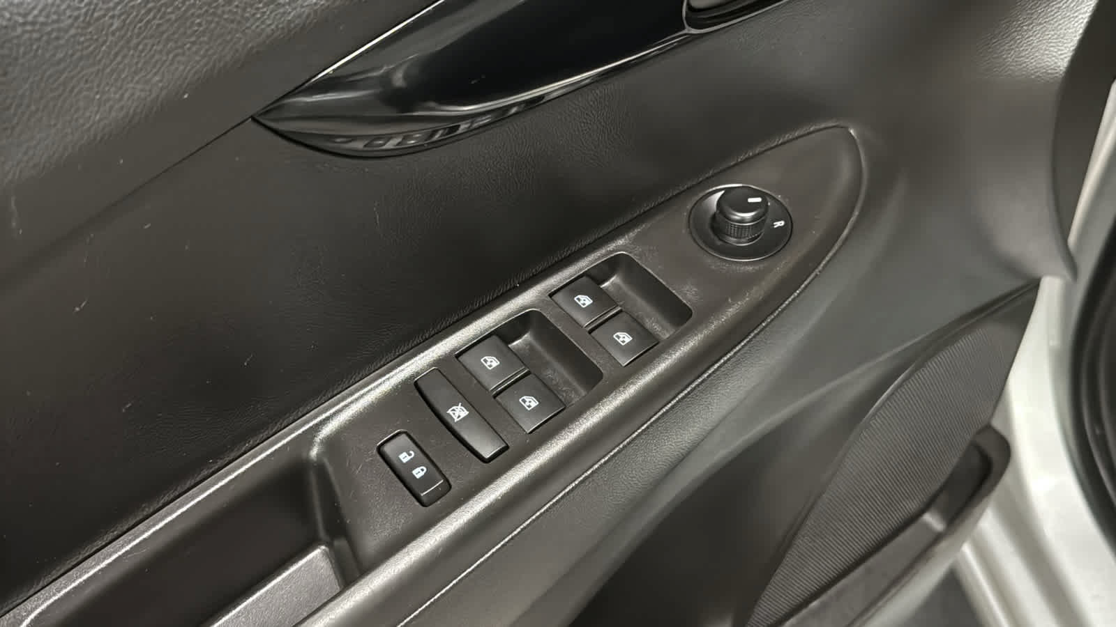 Used 2018 Chevrolet Spark LT FWD image 19