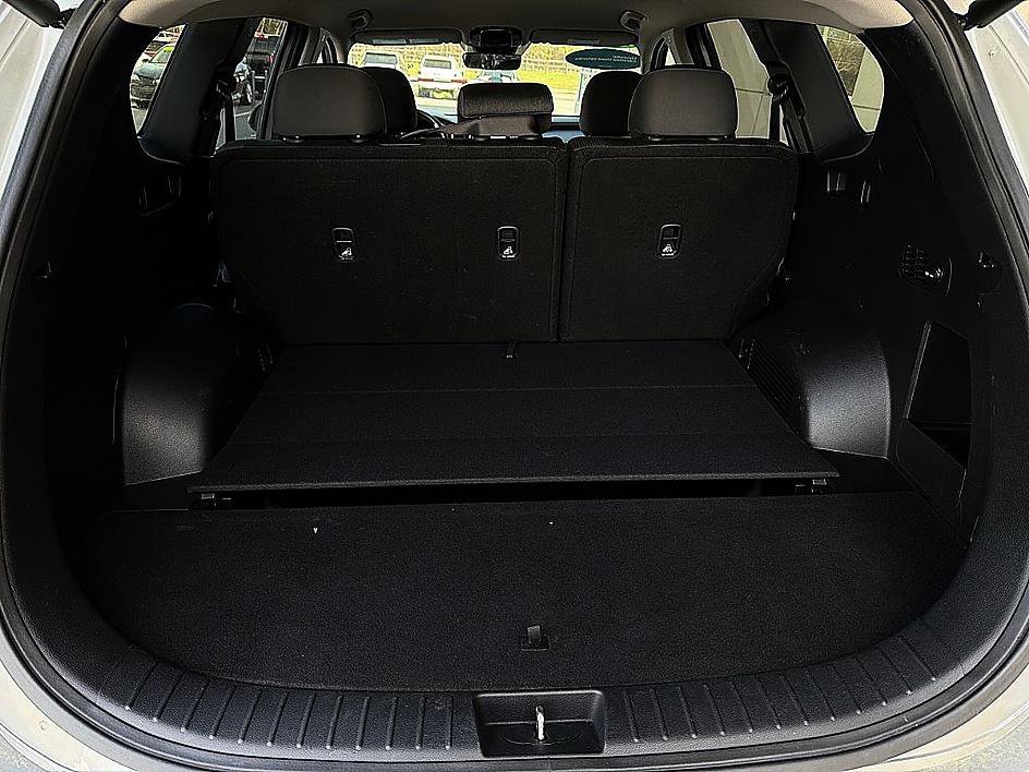 Certified 2023 Hyundai Santa Fe SEL image 26